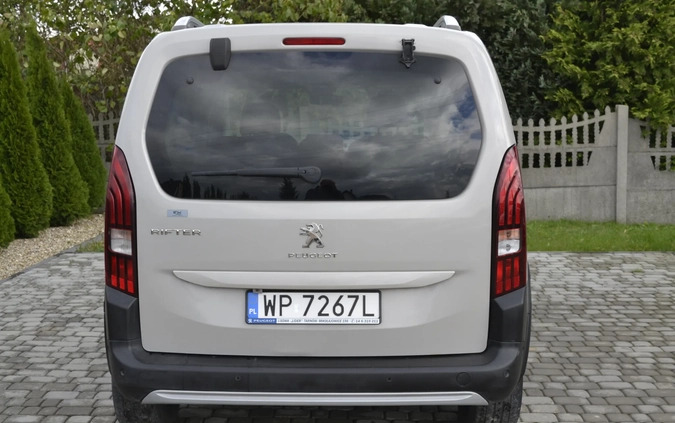 Peugeot Rifter cena 55555 przebieg: 148030, rok produkcji 2018 z Serock małe 562